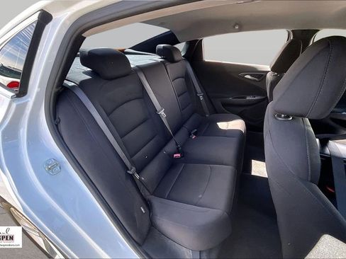 Used 2022 Chevrolet Malibu LS w/ Driver Confidence Package II FWD image 26