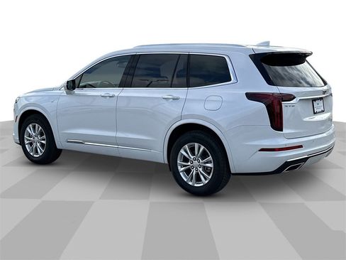 New 2025 Cadillac XT6 Luxury image 5