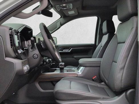 New 2026 GMC Sierra 1500 SLT w/ SLT Convenience Package AWD/4WD image 4