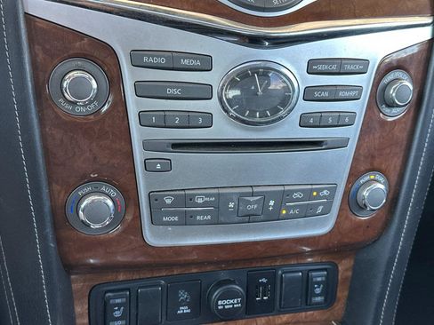Used 2018 INFINITI QX80 4WD w/ Driver Assistance Package image 22