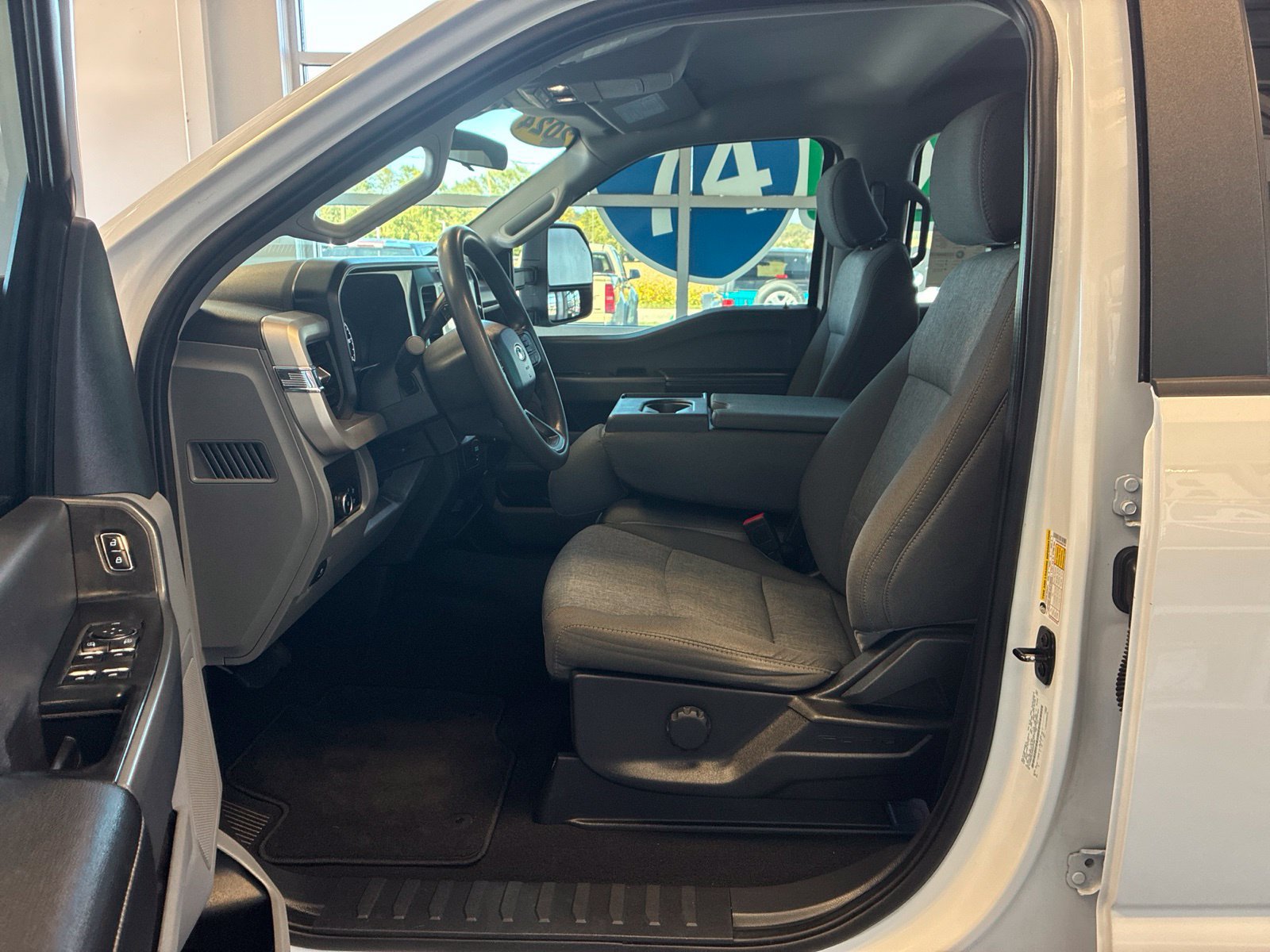 Used 2024 Ford F250 XL w/ STX Appearance Package AWD/4WD image 16