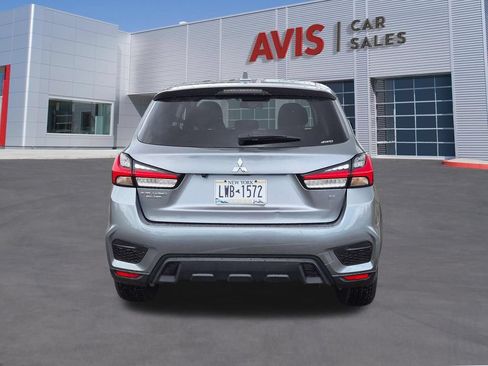 Used 2025 Mitsubishi Outlander Sport SE AWD/4WD image 7