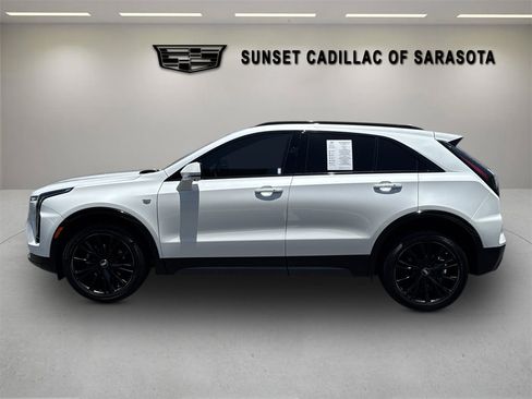 Certified 2025 Cadillac XT4 Sport w/ LPO, Onyx Lite Package FWD image 7