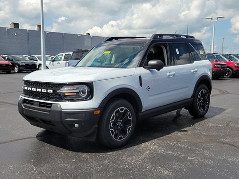 New 2026 Ford Bronco Sport Outer Banks w/ Outer Banks Tech Package+ AWD/4WD image 8