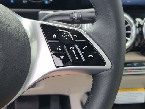 Certified 2025 Mercedes-Benz GLB 250 GLB 250 image 15