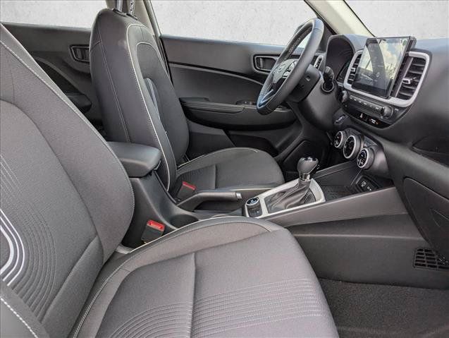 Certified 2026 Hyundai Venue SEL FWD image 26