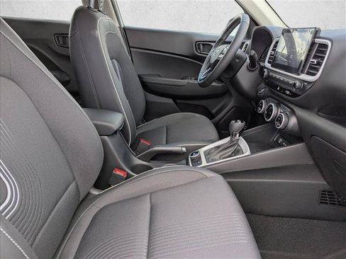 Certified 2026 Hyundai Venue SEL FWD image 26