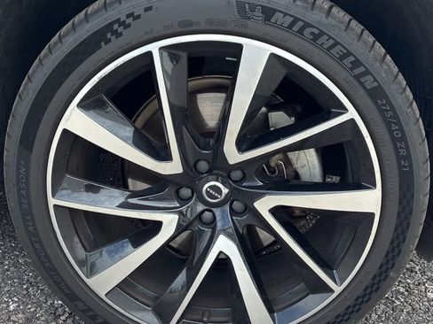 Used 2022 Volvo XC90 T6 Momentum w/ Advanced Package AWD/4WD image 9