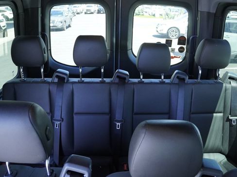 Used 2023 Mercedes-Benz Sprinter 2500 image 28