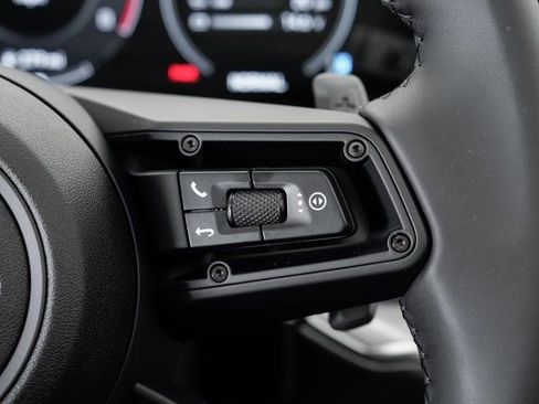 New 2025 Porsche Cayenne image 15