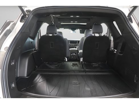 Used 2023 Buick Enclave Essence w/ Experience Buick Package AWD/4WD image 29