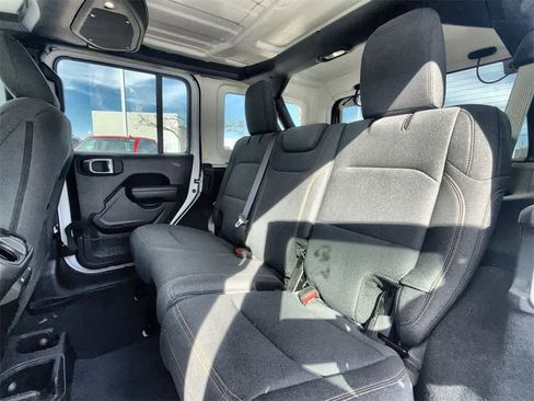 Used 2024 Jeep Wrangler Sport S image 13