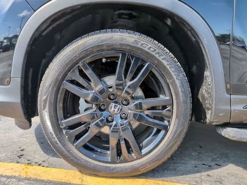 Used 2022 Honda Pilot Black Edition image 12