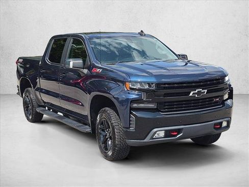 Used 2020 Chevrolet Silverado 1500 LT Trail Boss AWD/4WD image 3