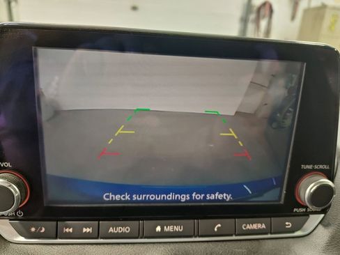 Used 2020 Nissan Sentra SV image 25