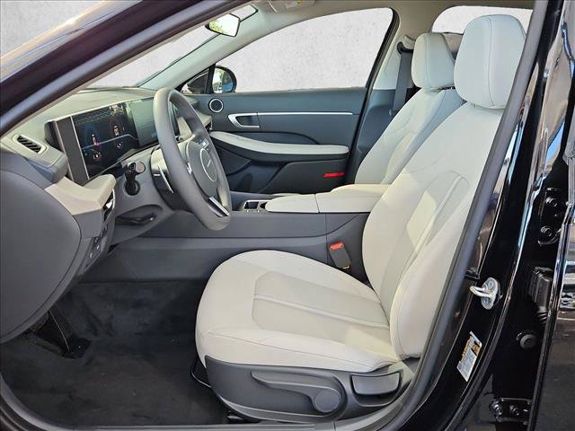 New 2026 Hyundai Sonata Blue FWD image 4