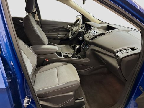 Used 2018 Ford Escape SE image 32