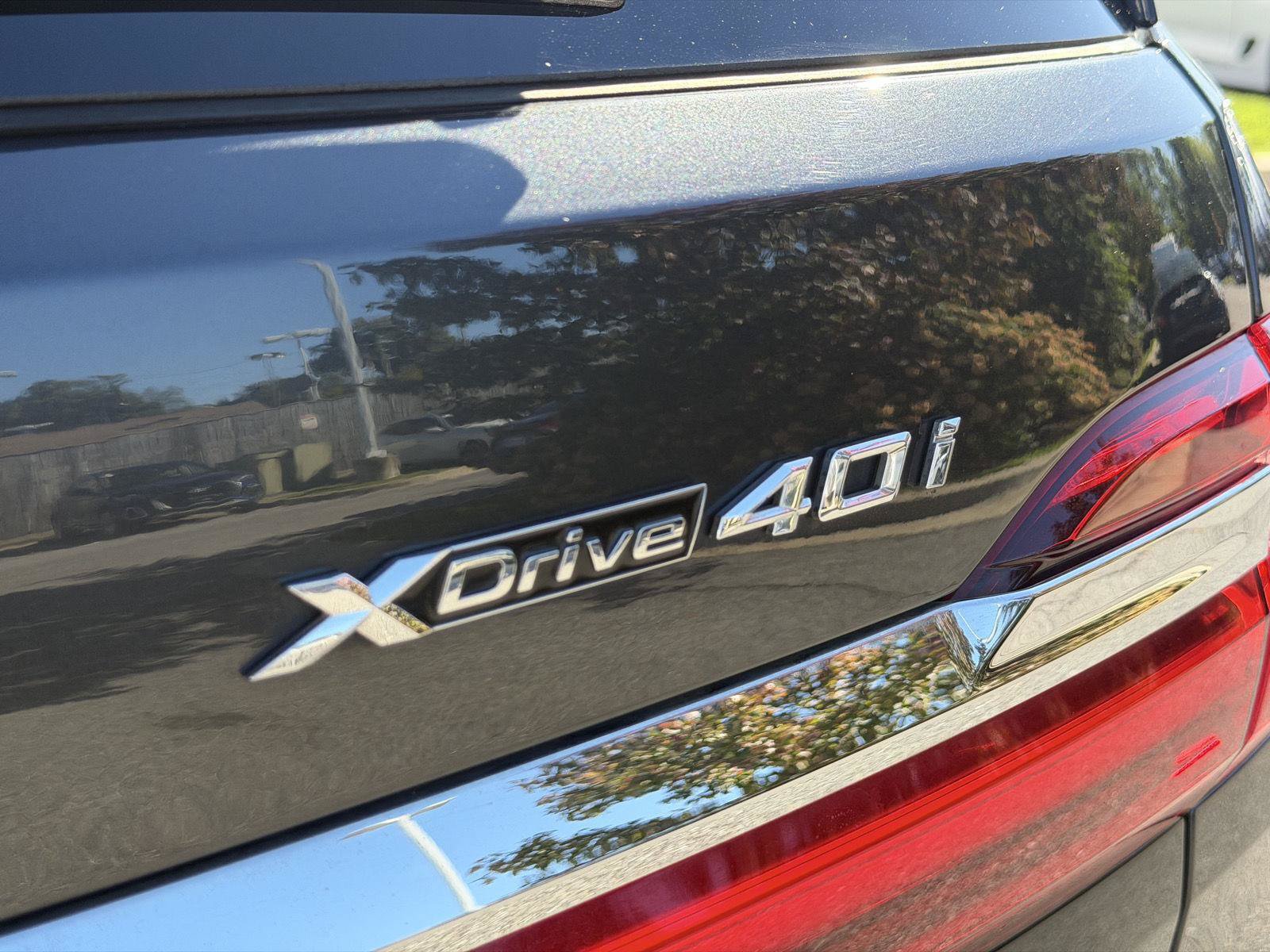 Used 2021 BMW X7 xDrive40i AWD/4WD image 9