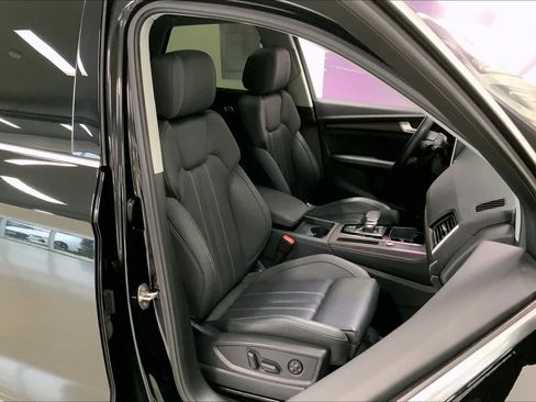 Certified 2023 Audi Q5 2.0T Premium Plus w/ Premium Plus Package image 11