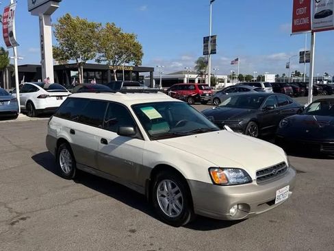 Used 2002 Subaru Outback Wagon AWD/4WD image 2