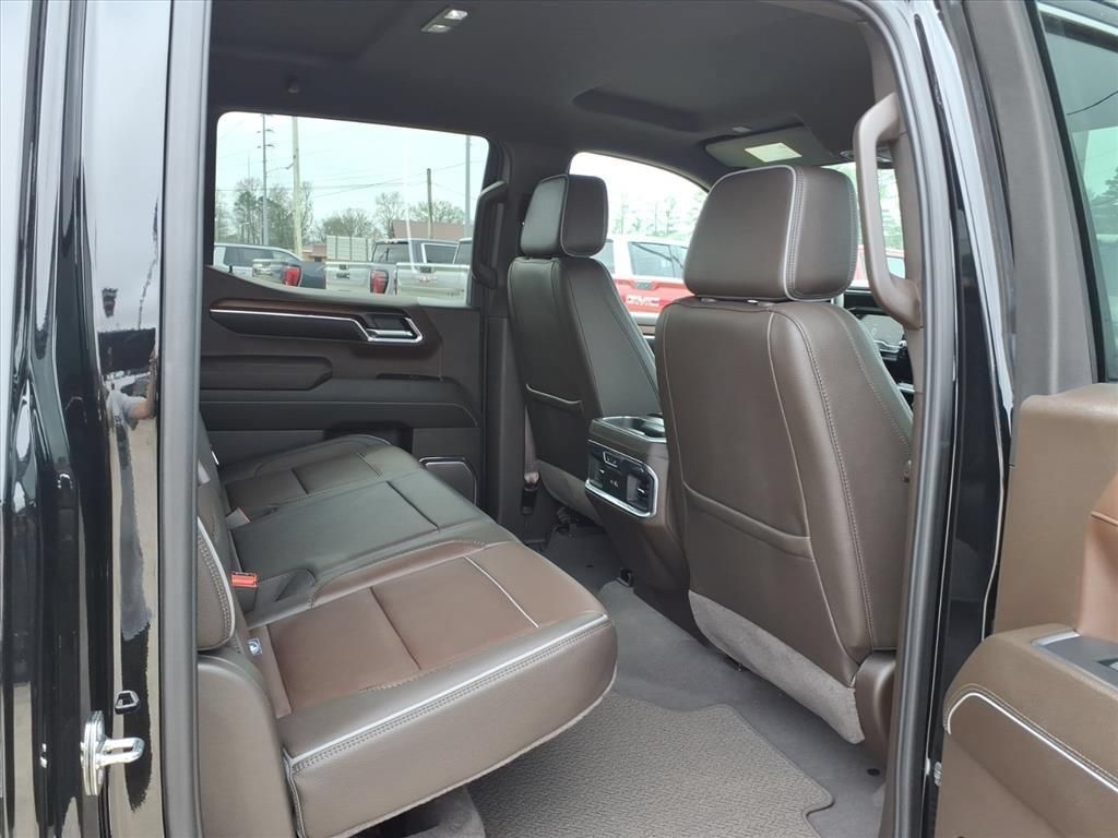 Used 2024 GMC Sierra 1500 Denali AWD/4WD image 14