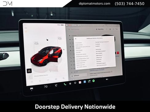 Used 2022 Tesla Model Y Performance AWD/4WD image 33