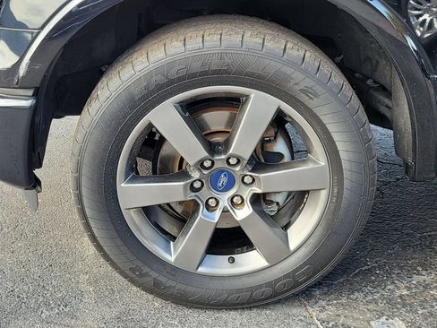 Used 2016 Ford F150 XLT w/ Equipment Group 302A Luxury RWD image 11