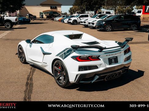 Used 2023 Chevrolet Corvette Z06 w/ Z07 Performance Package RWD image 20