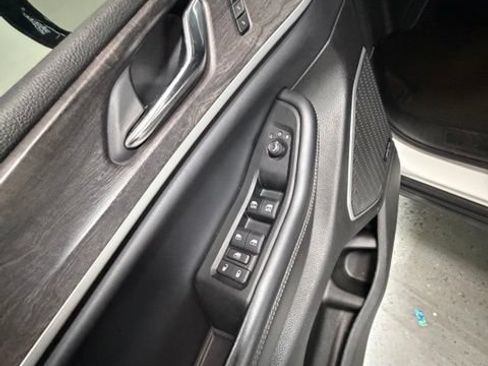 Used 2024 Jeep Grand Cherokee Limited 4xe AWD/4WD image 26