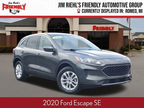 Used 2020 Ford Escape SE image 1