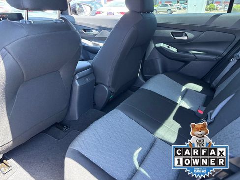 Used 2026 Nissan Sentra SV w/ SV Convenience Package FWD image 17