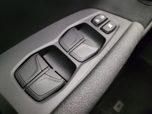 Used 2017 Hyundai Santa Fe SE image 27