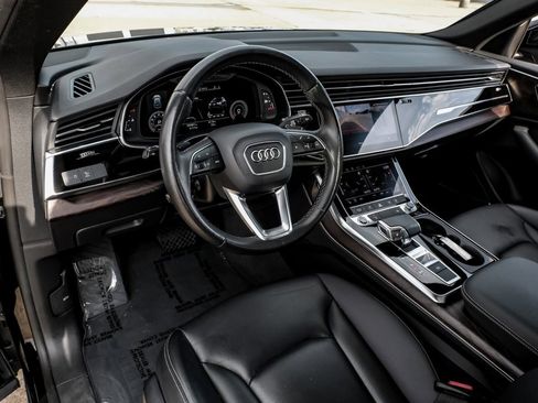 Used 2022 Audi Q8 Premium Plus AWD/4WD image 12