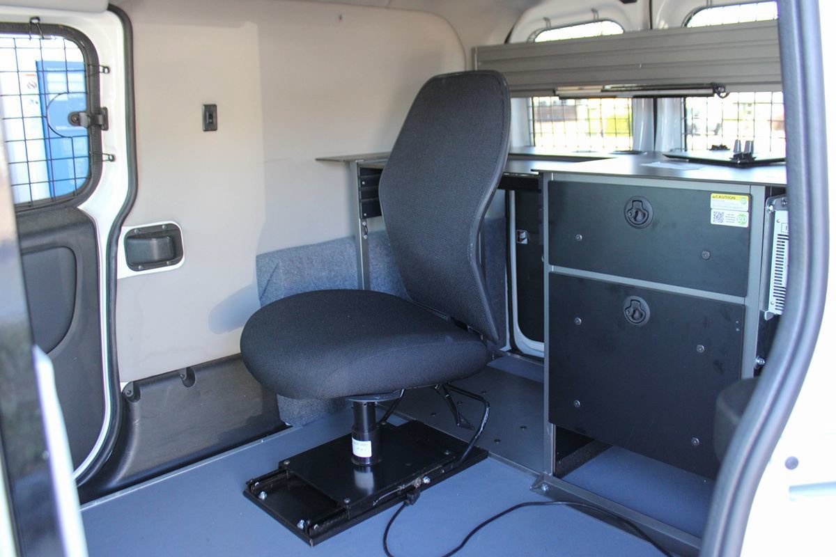 Used 2021 RAM ProMaster City Tradesman SLT w/ Window Group 05 FWD image 15