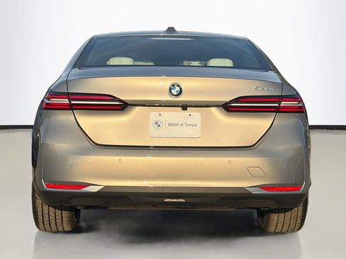 New 2026 BMW 530i w/ Convenience Package image 4