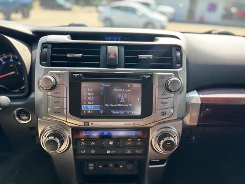 Used 2016 Toyota 4Runner Limited AWD/4WD image 20
