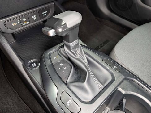 Certified 2025 Kia K4 FWD image 27