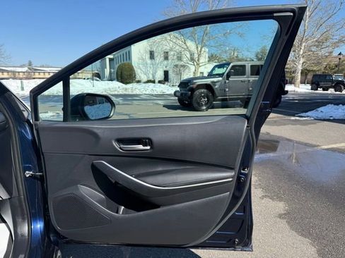 Used 2020 Toyota Corolla SE w/ Carpet Mat Package (TMS) image 25