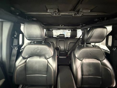 Used 2023 Ford Bronco Badlands image 29