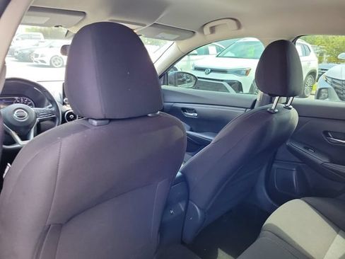 Used 2022 Nissan Sentra SV w/ All-Weather Package FWD image 11