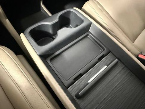Used 2021 Honda Odyssey Touring image 23