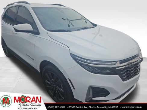 Used 2023 Chevrolet Equinox RS w/ LPO, Floor Liner Package FWD image 2