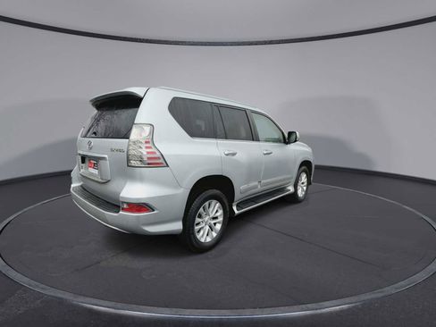 Used 2019 Lexus GX 460 Premium w/ Premium Package image 8