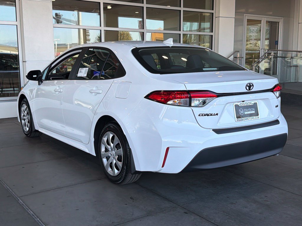 New 2027 Toyota Corolla LE FWD image 9