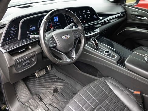 Used 2023 Cadillac Escalade ESV V AWD/4WD image 21