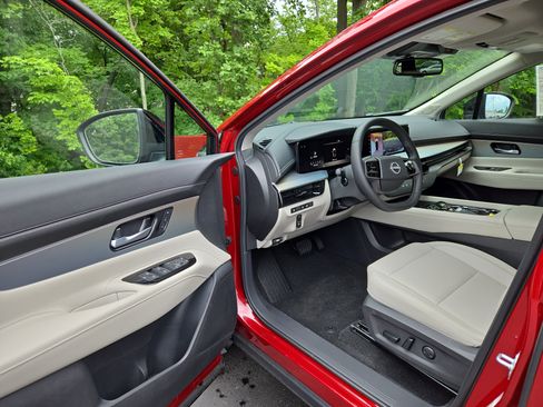 New 2025 Nissan Murano SL image 10