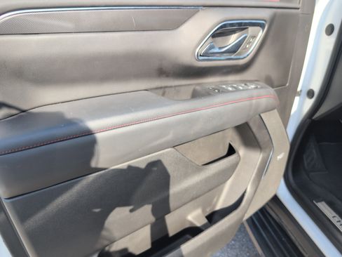 Used 2023 Chevrolet Suburban RST w/ Luxury Package image 11