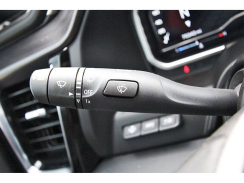 Used 2024 GMC Sierra 3500 Denali Ultimate image 13