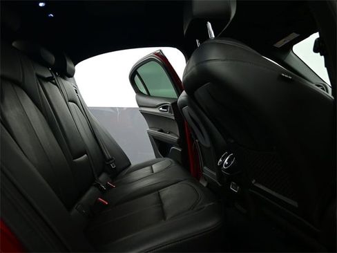 Used 2022 Alfa Romeo Stelvio Ti image 44