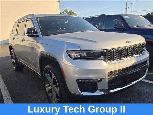 Used 2023 Jeep Grand Cherokee L Limited w/ Luxury Tech Group II AWD/4WD image 12